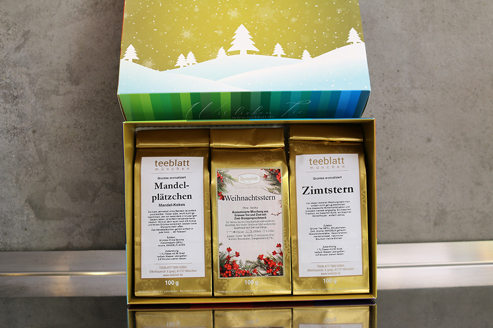 Geschenk Box Aromatisierter Grüntee `In der Weihnachtsbäckerei`, 3x100g Tee
