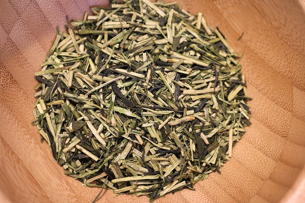 gruentee-kukicha-bio-s Japan: Kukicha, Bio (Grüner Tee - Still. Sanft. Besonders.)
