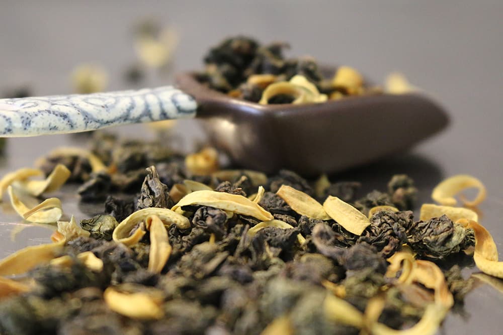 oolong-orangenbluete-s Oolong Orangenblüte (Zart. Frisch. Harmonisch.)
