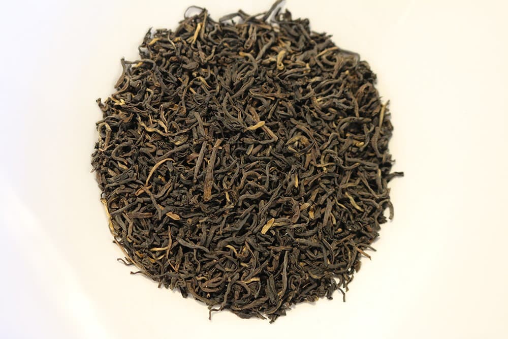 schwarzer-tee-assam-entkoffeiniert-s Assam: Entkoffeinierter Assam Tee (Rund um die Uhr)
