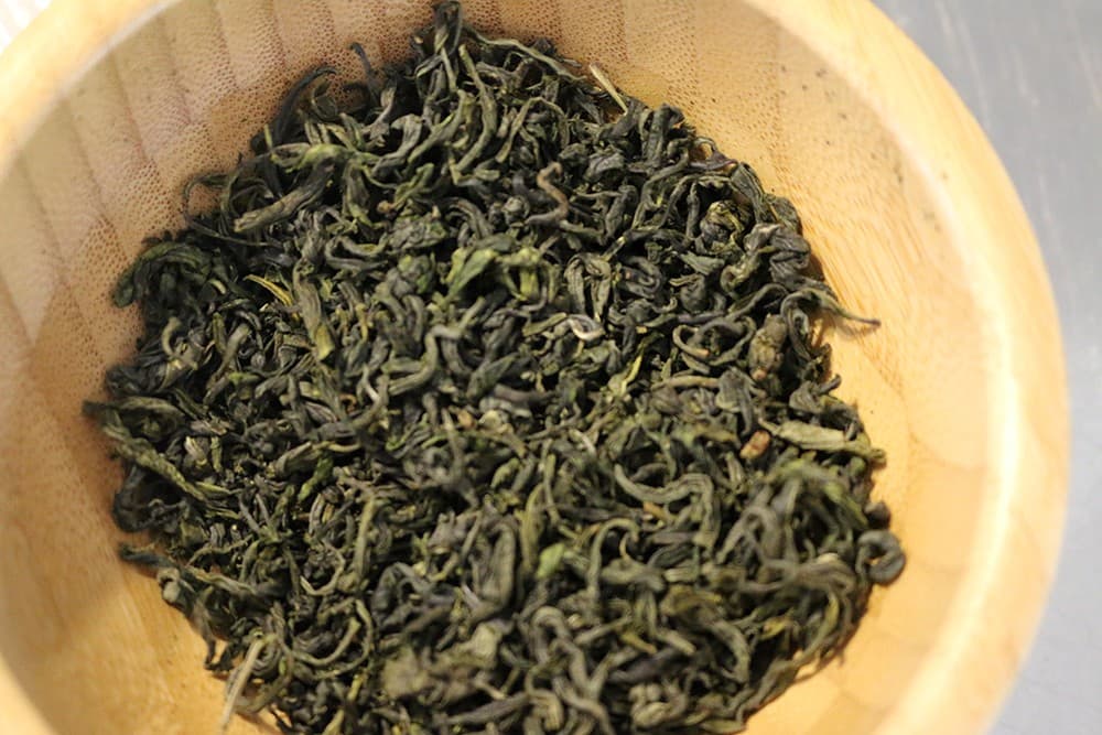 gruentee-nebeltee-bio-s China: Nebeltee, Bio (Grüner Tee - sanft wie der Morgennebel)