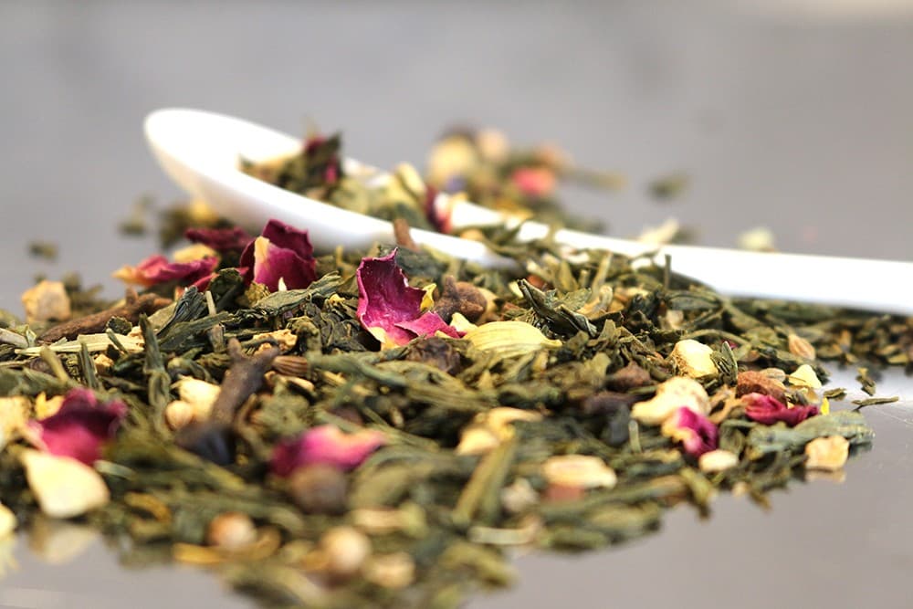 gruener-tee-morgentau-chai-s Chai Tee: Morgentau-Chai (Grüner Tee von Ronnefeldt)