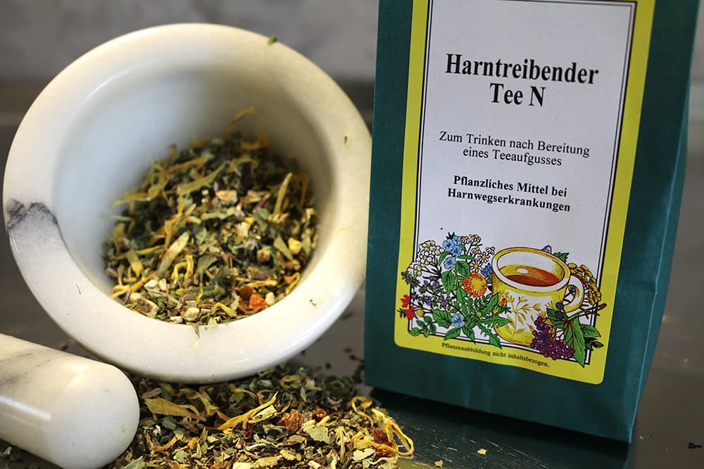 arzneitee-harntreibender-tee-s Harntreibender Tee N, 100g (Pflanzliches Mittel bei Harnwegserkrankungen)