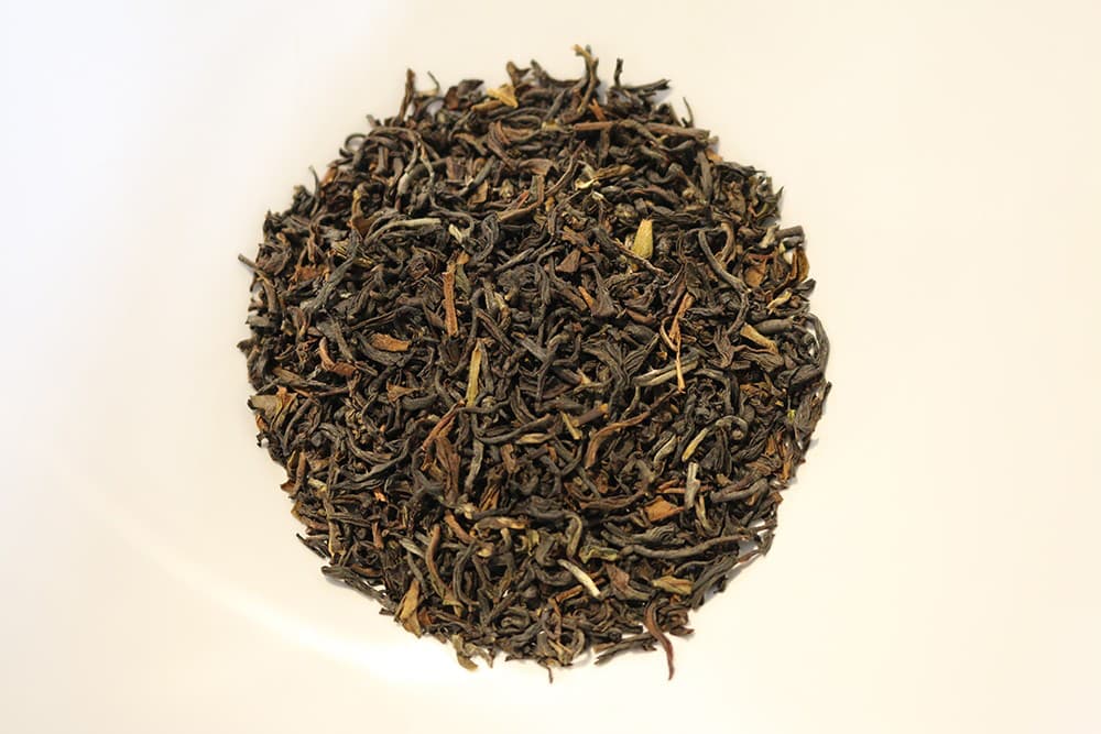 schwarzer-tee-makaibari-bio-s Darjeeling: Makaibari, Bio (Schwarzer Tee, Second Flush - Aromatisch. Blumig. Legendär.)
