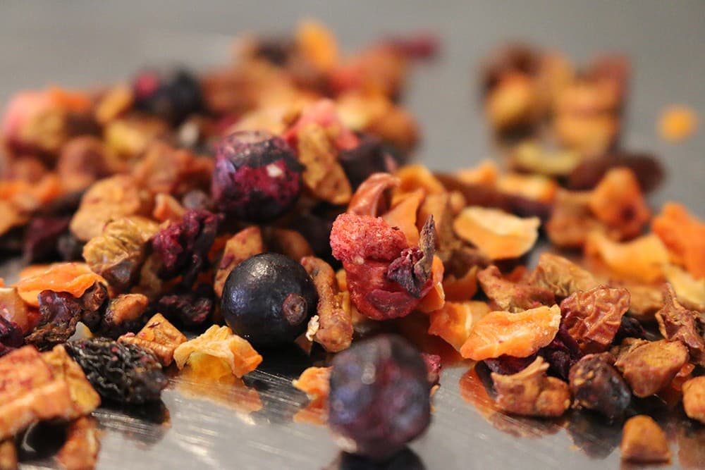fruechtetee-spitzbua-mild-s Spitzbua (Nat. aromatisierter, milder Früchtetee mit Erdbeere & Himbeer - Mild. Fruchtig. Einfach spitze)