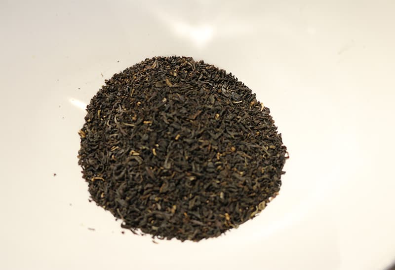 schwarzer-tee-ostfriesen-broken-s Assam: Ostfriesen Broken Tee-Auslese (Ronnefeldt Tee)