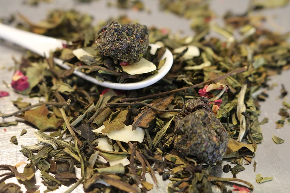 Kirschzauber trifft Kokos (Weißer & Grüner Tee - Genuss. Ruhe. Magie.)