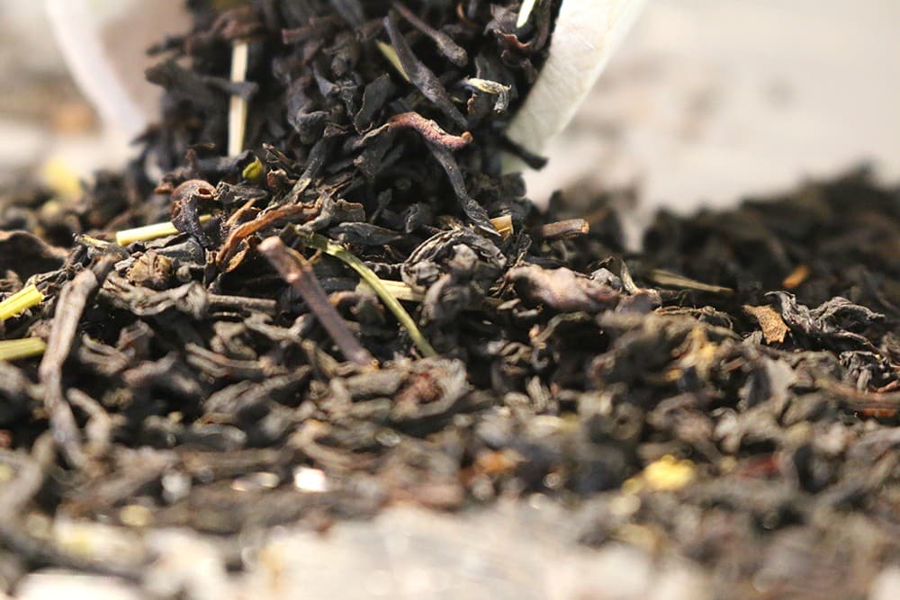schwarzer-tee-lady-in-grey-s Earl Grey: Lady in Grey (Stilvoller Earl Grey mit Lemongras)