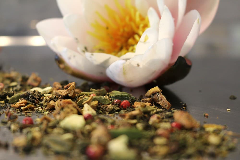 kraeutertee-tulsi-orange-ingwer-s Tulsi Orange-Ingwer, 100g (Ayurveda Tee natürlich aromatisiert)
