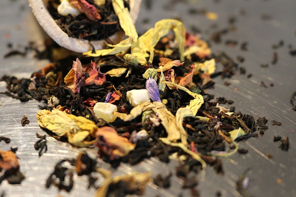 schwarzer-tee-mango-maracuja-s Mango Maracuja (natürlich aromatisierter Schwarzer Tee)