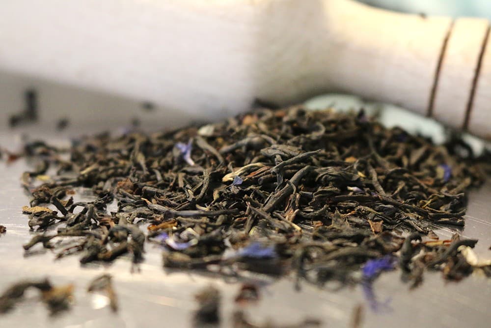 schwarzer-tee-blue-earl-grey-s Earl Grey: Blue Earl Grey (Klassik trifft Blütenfrische)