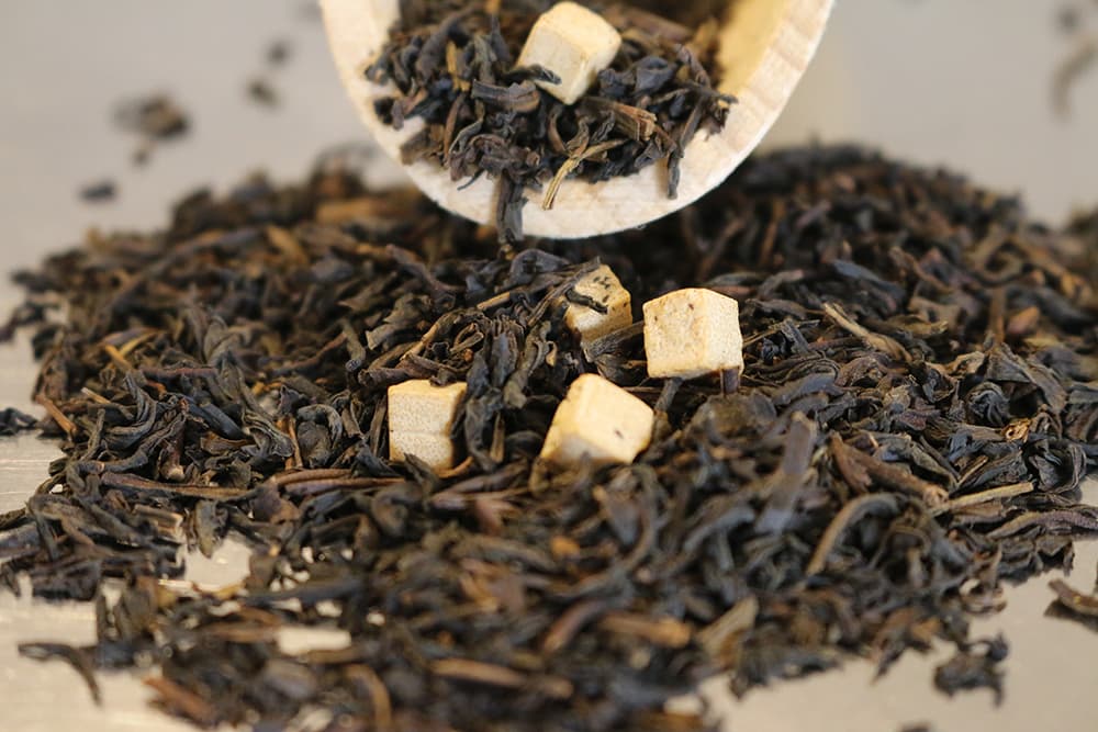 Karamell, entkoffeiniert, (Entkoffeinierter Schwarzer Tee -  Warm. Sanft. Karamellig.)